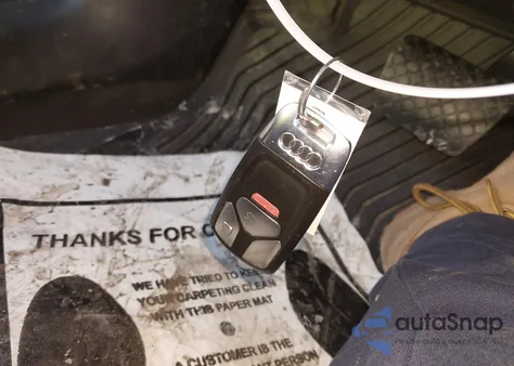 2017 Audi A4 2.0T Premium z USA, uszkodzony, nr VIN WAUENAF45HN022630